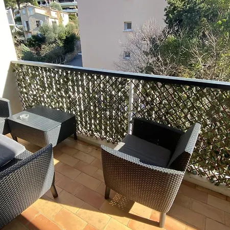 Daire Grand 2 Pieces Avec Terrasse Et Parking